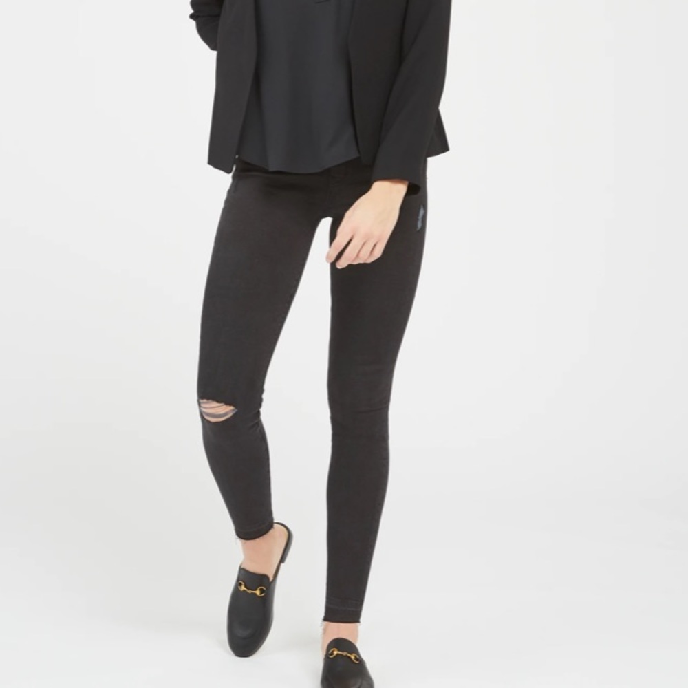 SPANX Vintage Distressed Ankle Skinny Jeans